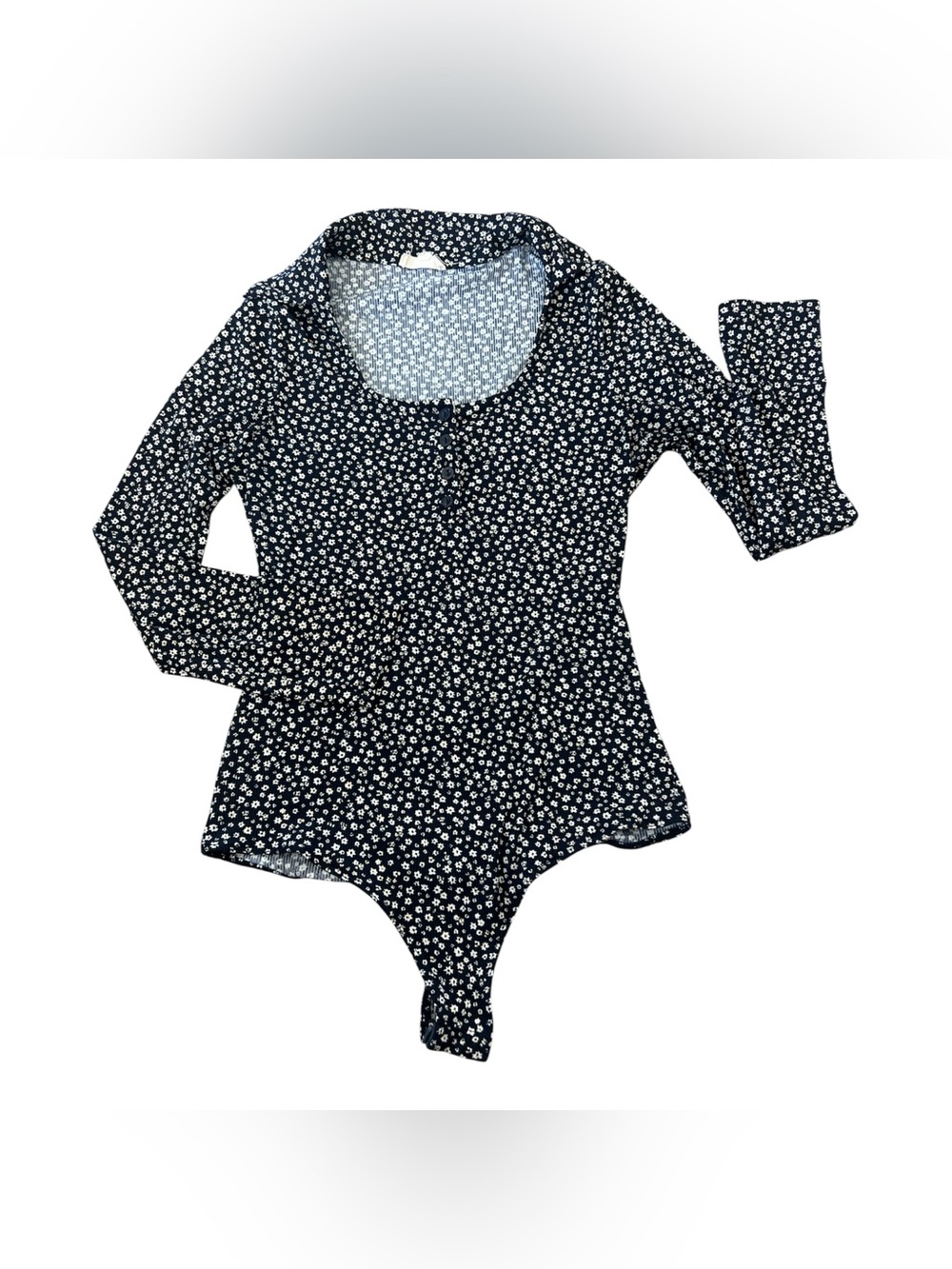 Women’s Black Floral Long-Sleeve Bodysuit Size M